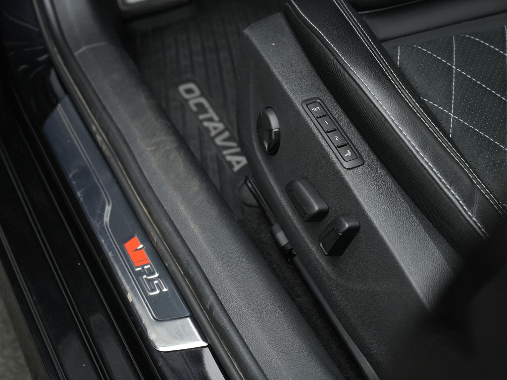 ŠKODA Octavia (KJK02L) met abonnement