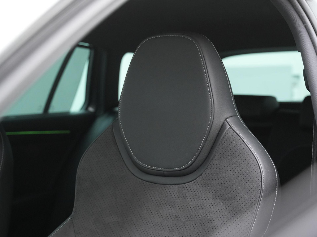 ŠKODA Superb (KBT99F) met abonnement