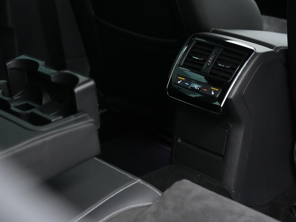 ŠKODA Superb (KBT99F) met abonnement