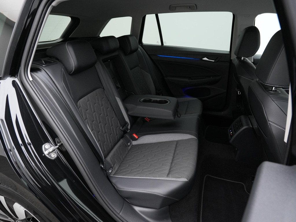 Volkswagen GOLF Variant (KHS75B) met abonnement