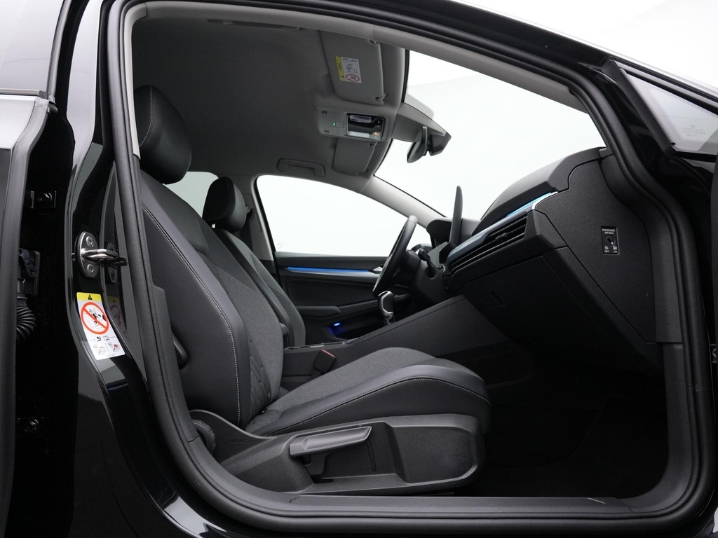 Volkswagen GOLF Variant (KHS75B) met abonnement