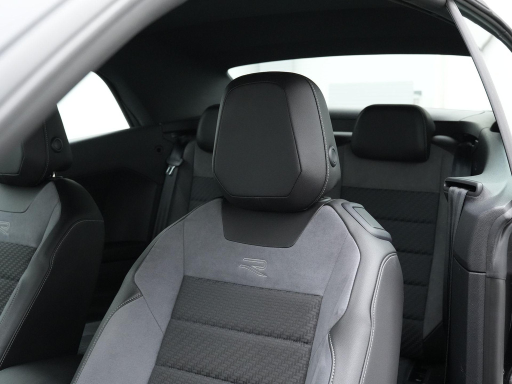 Volkswagen T-Roc Cabrio (JXG41K) met abonnement