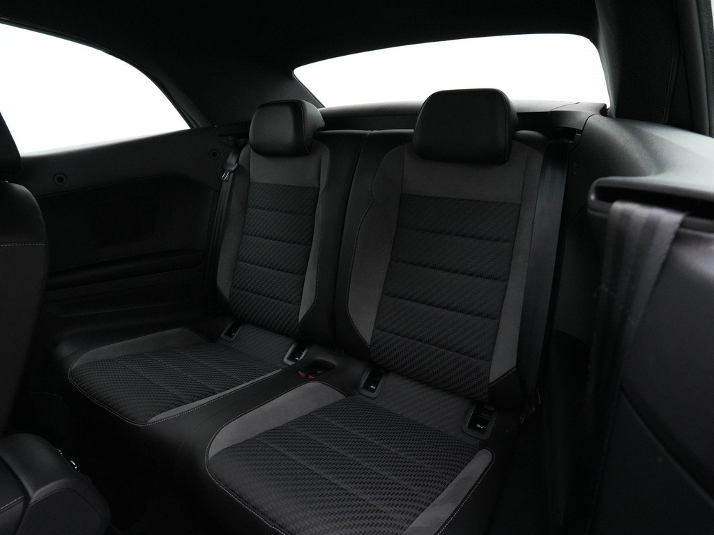 Volkswagen T-Roc Cabrio (JXG41K) met abonnement