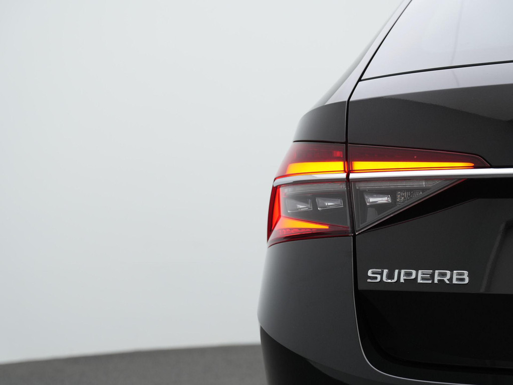 ŠKODA Superb (KBT39G) met abonnement