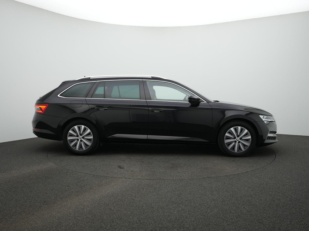 ŠKODA Superb (KBT39G) met abonnement