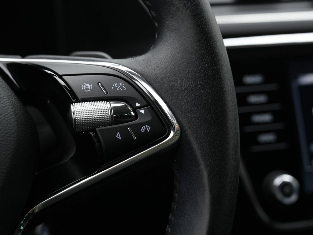 ŠKODA Superb (KBT39G) met abonnement