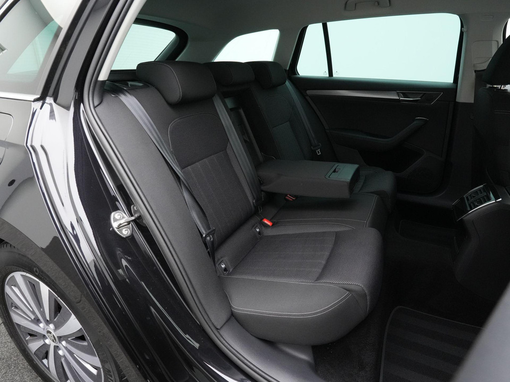 ŠKODA Superb (KBT39G) met abonnement
