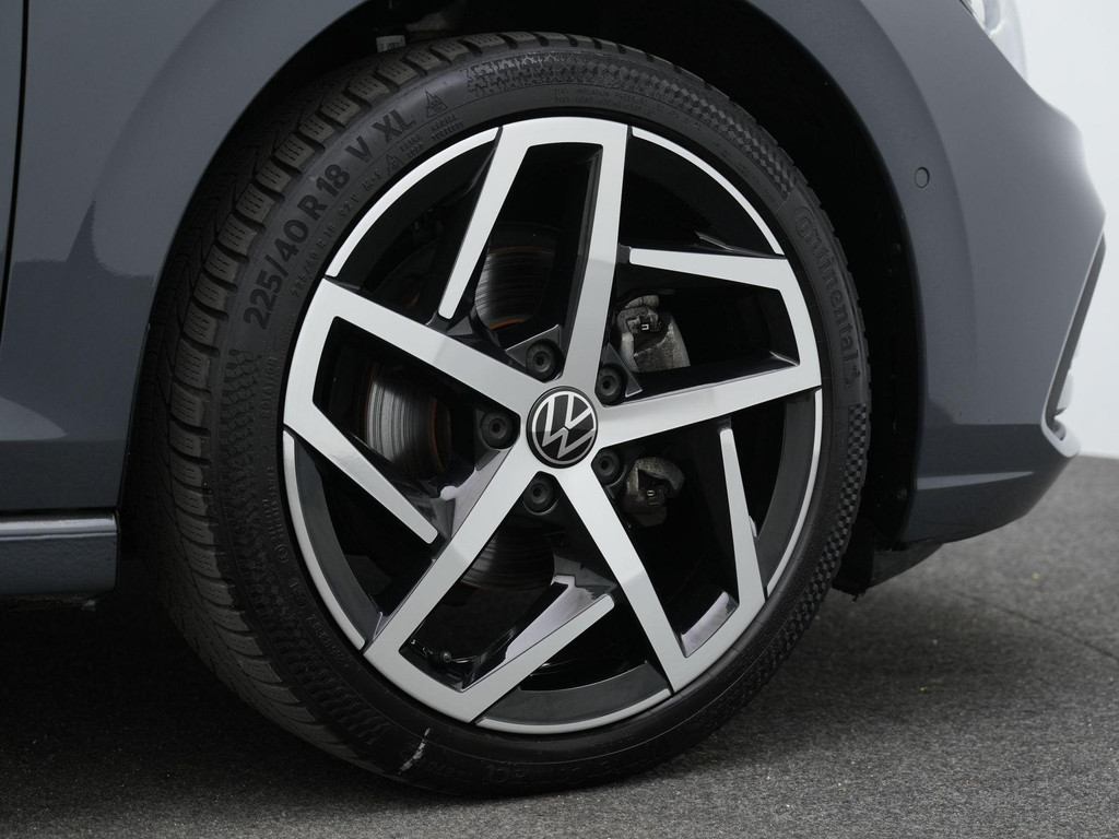 Volkswagen Golf (J250XG) met abonnement