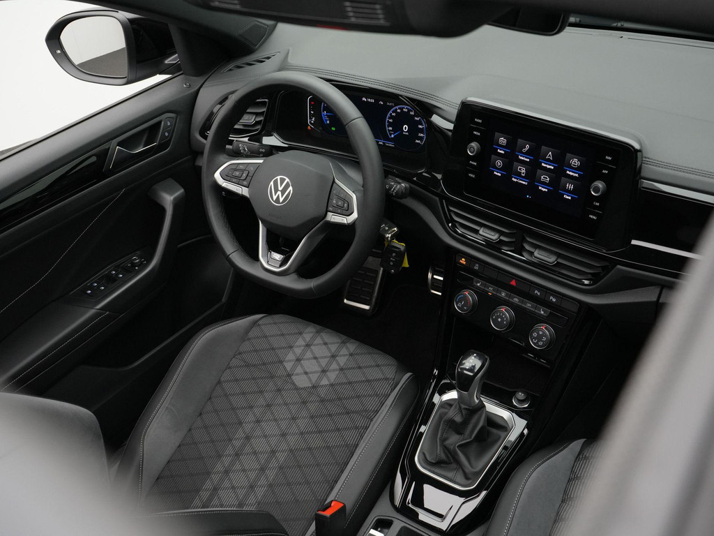 Volkswagen T-Roc (HVR17S) met abonnement
