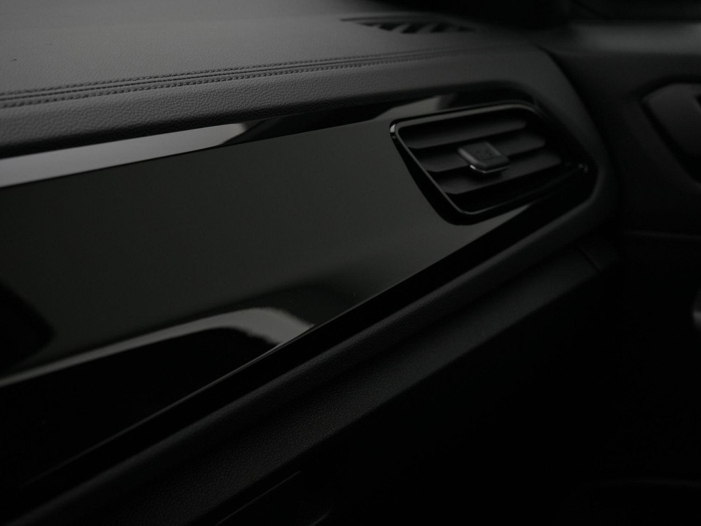 Volkswagen T-Roc (HVR17S) met abonnement