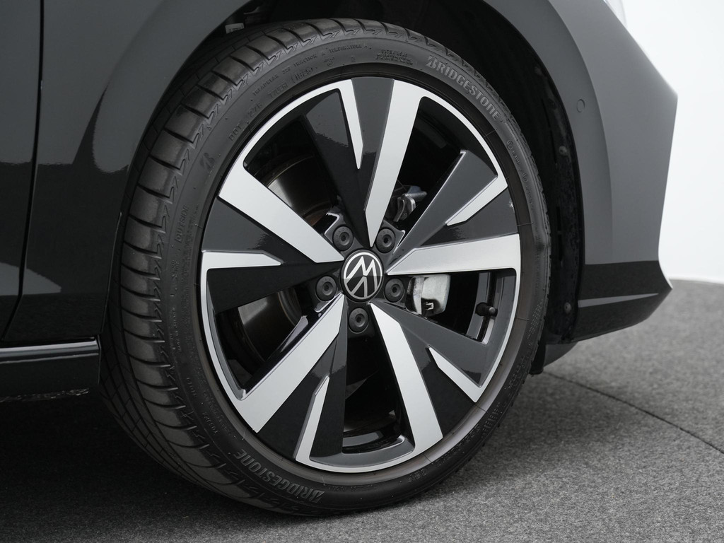 Volkswagen Golf (HXN46G) met abonnement