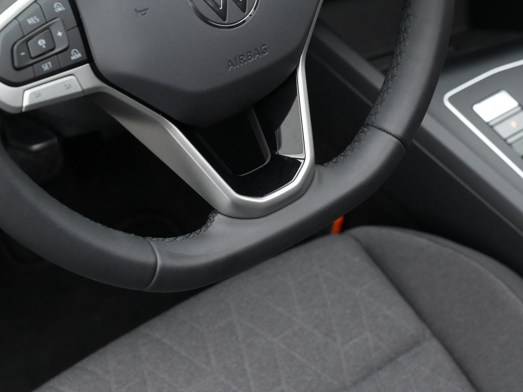 Volkswagen Golf (HXN46G) met abonnement