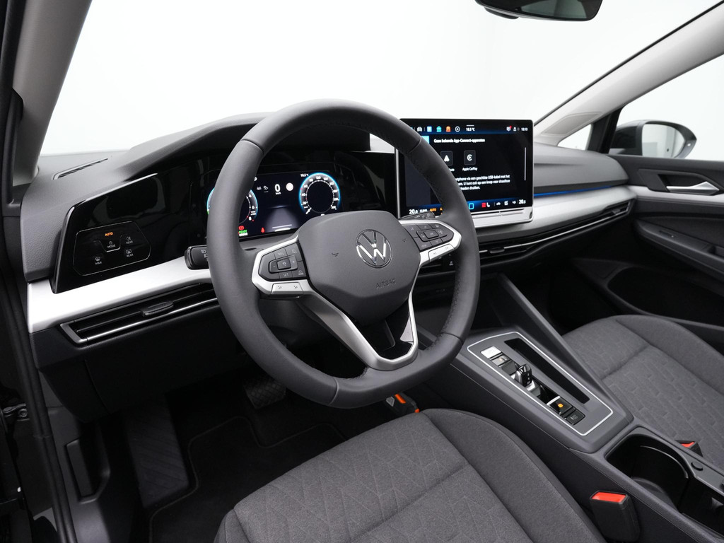 Volkswagen Golf (HXN46G) met abonnement