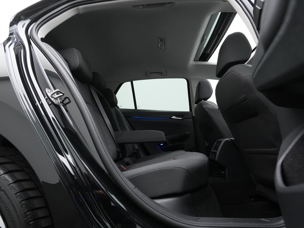 Volkswagen Golf (HXN46G) met abonnement