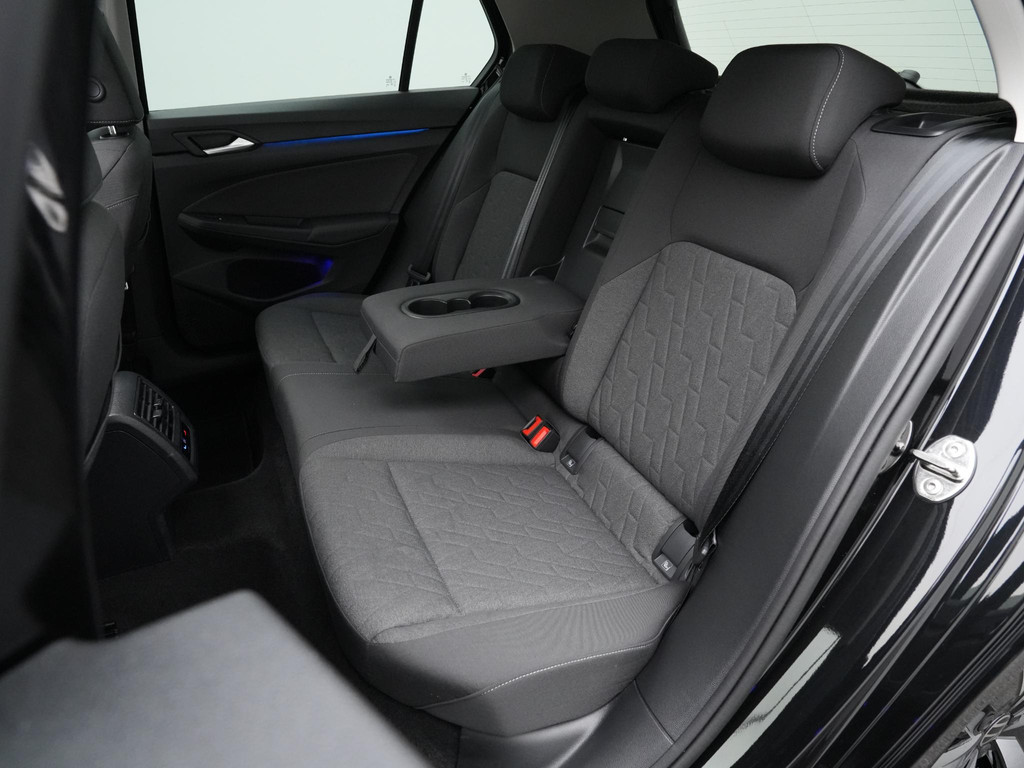 Volkswagen Golf (HXN46G) met abonnement