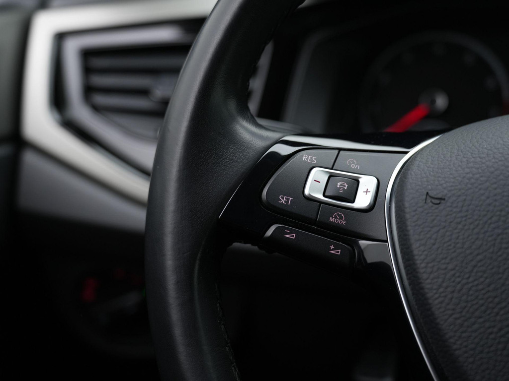 Volkswagen Polo (L349SN) met abonnement