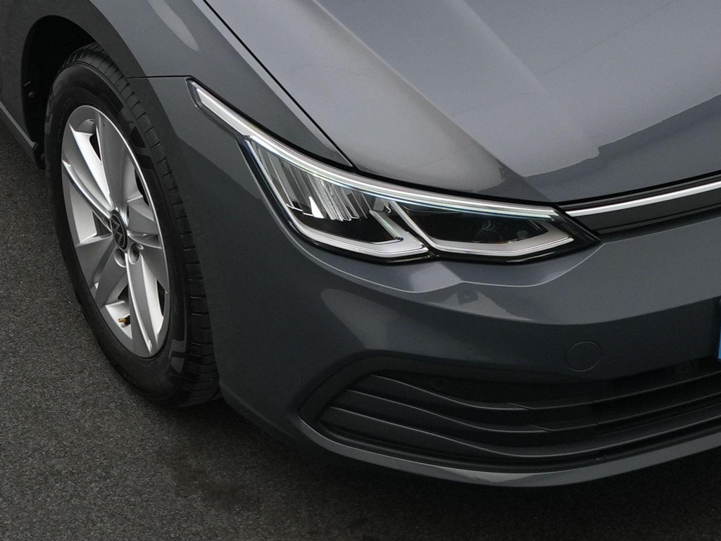 Volkswagen Golf (KGD04G) met abonnement