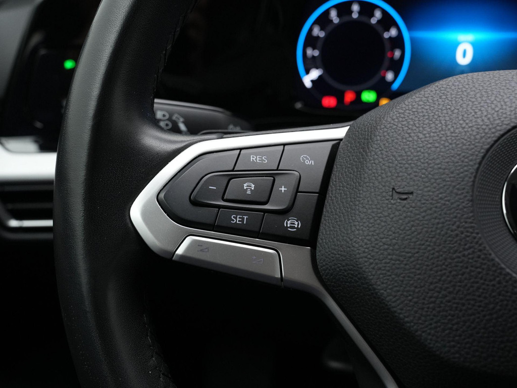 Volkswagen Golf (KGD04G) met abonnement