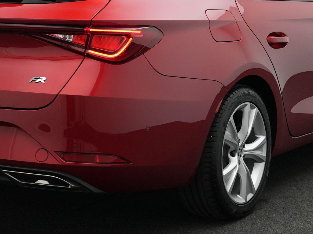Seat Leon Sportstourer (GGT97R) met abonnement