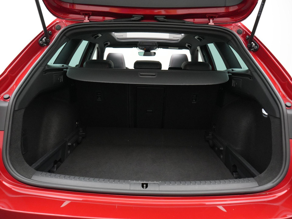 Seat Leon Sportstourer (GGT97R) met abonnement