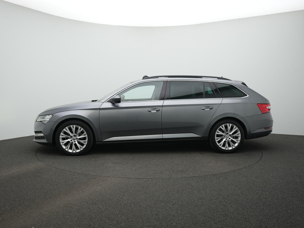 ŠKODA Superb (KHR41D) met abonnement