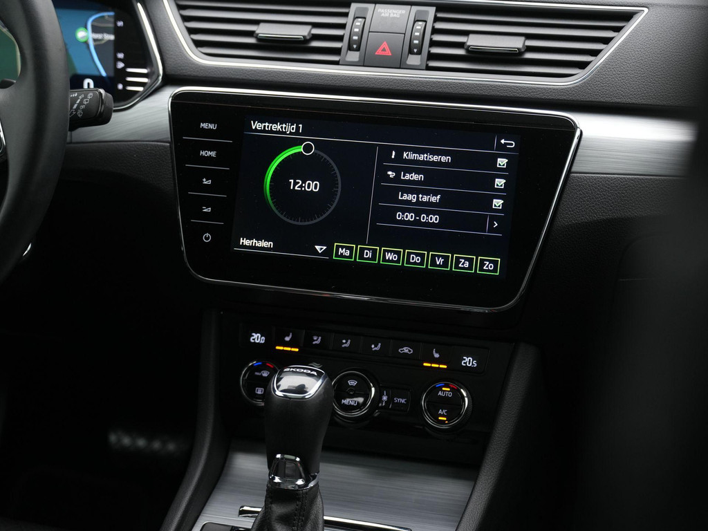 ŠKODA Superb (KHR41D) met abonnement