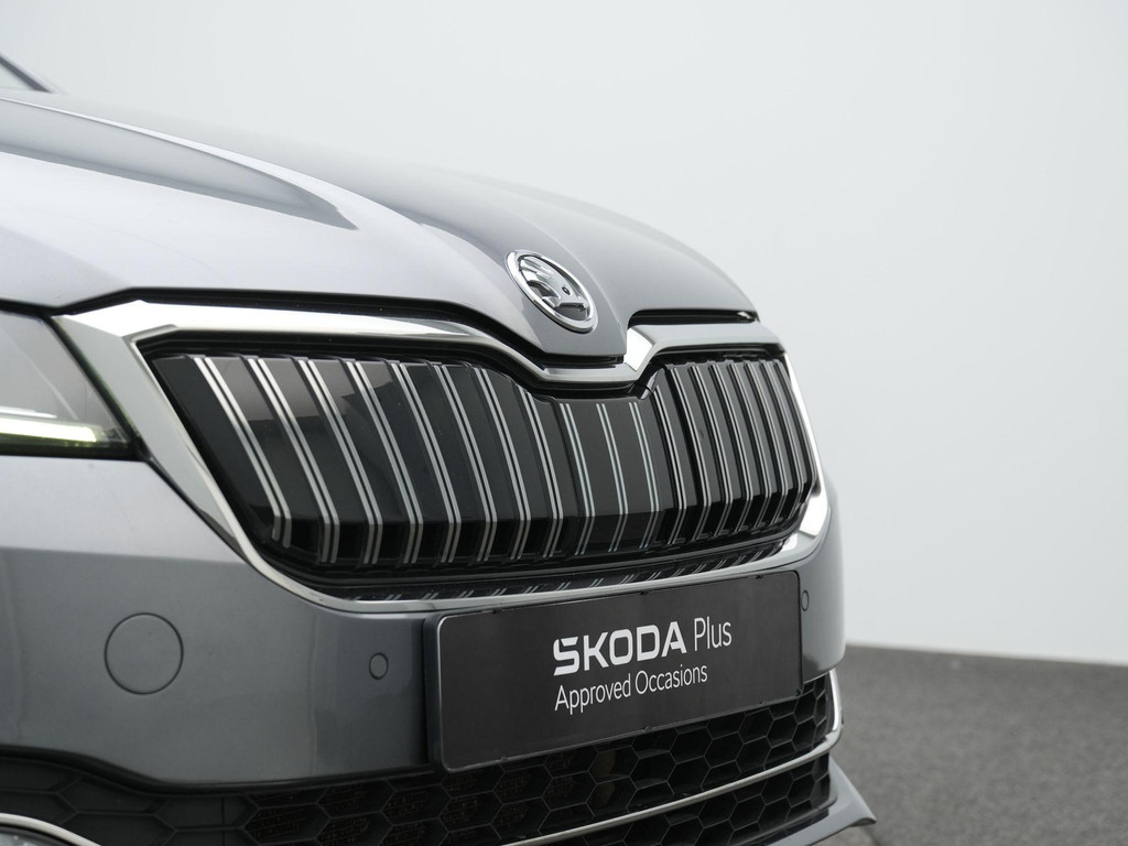 ŠKODA Superb (KHR41D) met abonnement