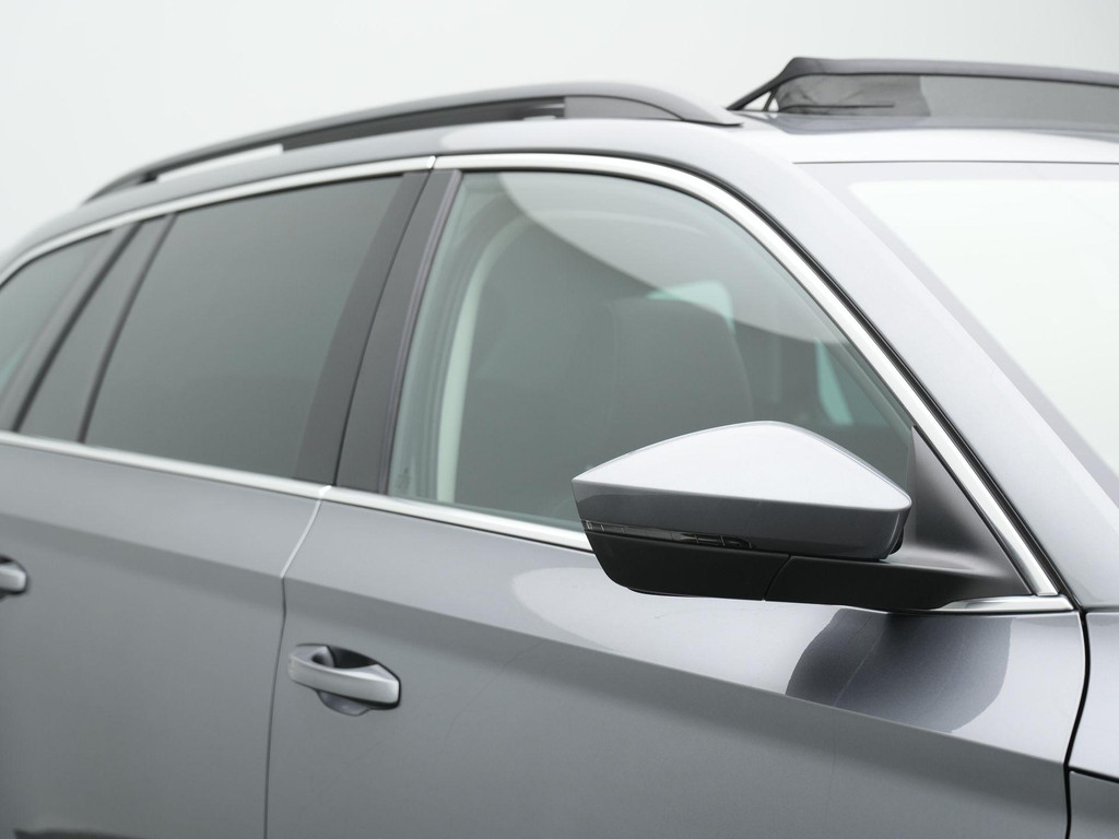 ŠKODA Superb (KHR41D) met abonnement