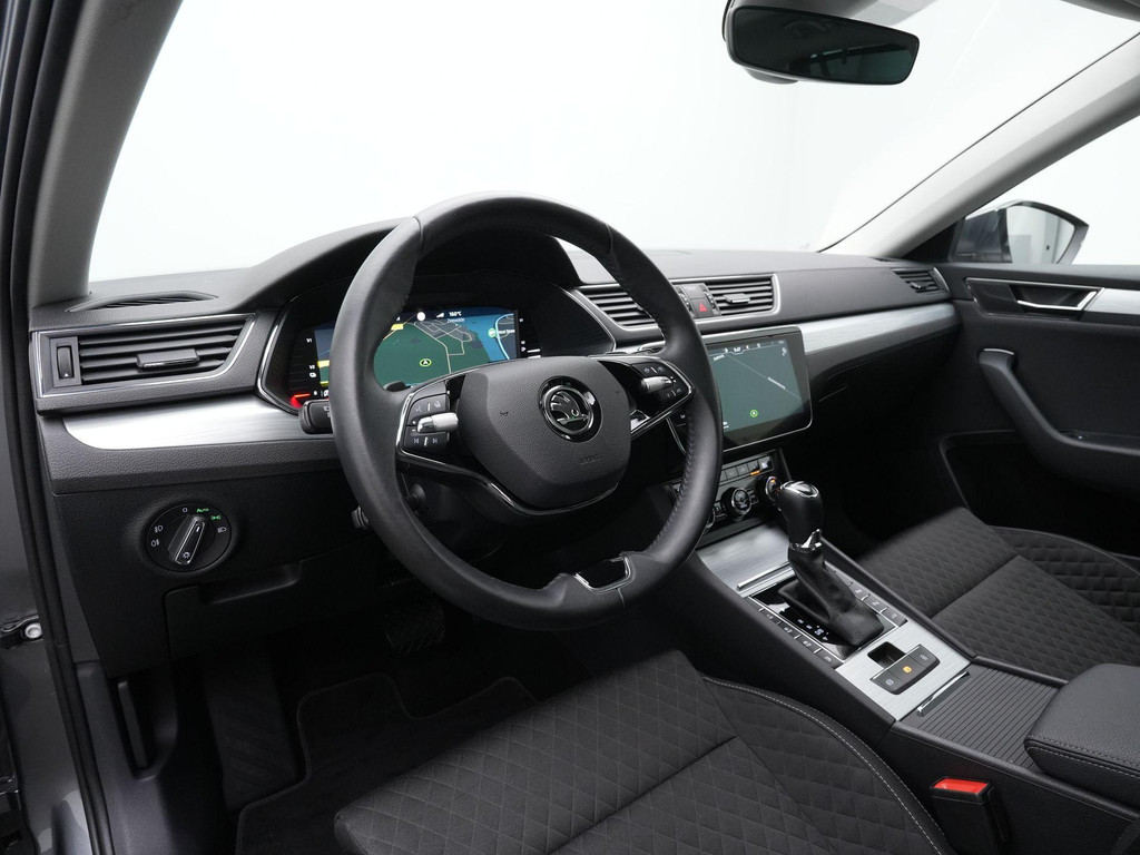ŠKODA Superb (KHR41D) met abonnement