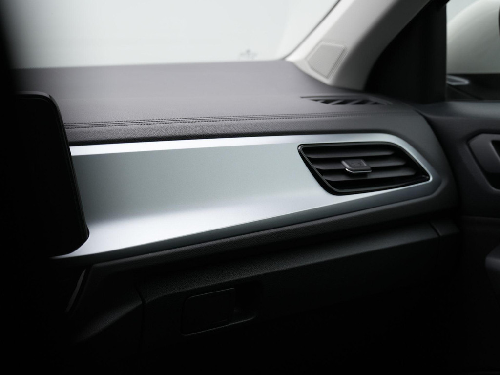 Volkswagen T-Roc (R262KJ) met abonnement