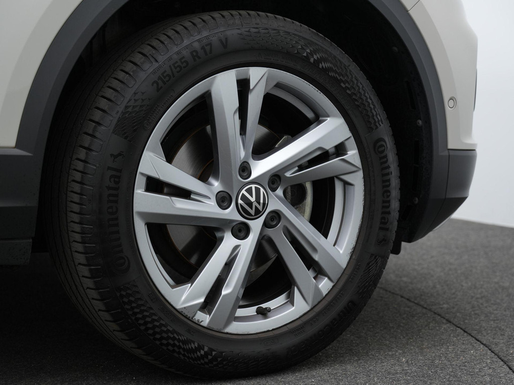 Volkswagen T-Roc (R262KJ) met abonnement