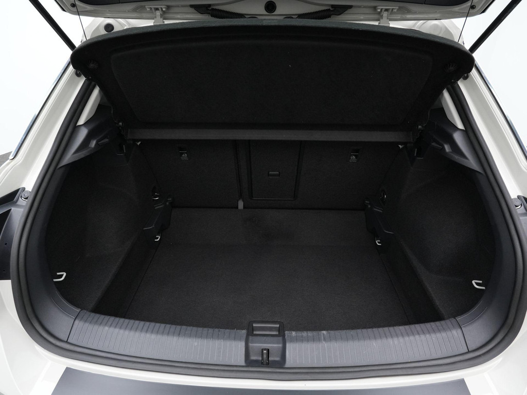 Volkswagen T-Roc (R262KJ) met abonnement