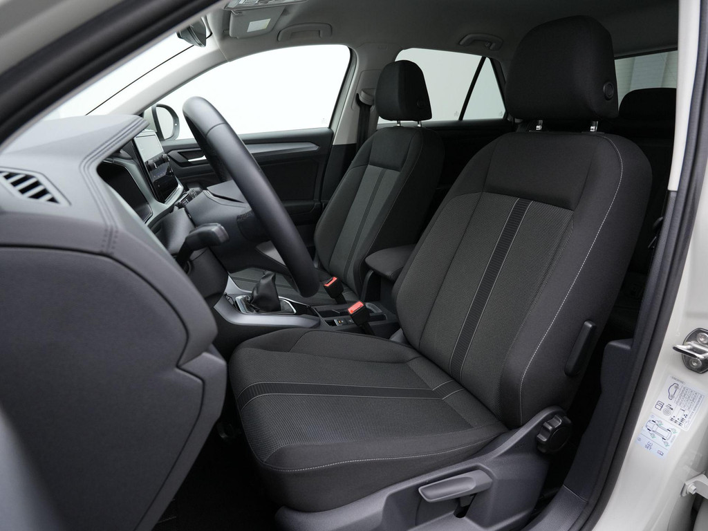 Volkswagen T-Roc (R262KJ) met abonnement