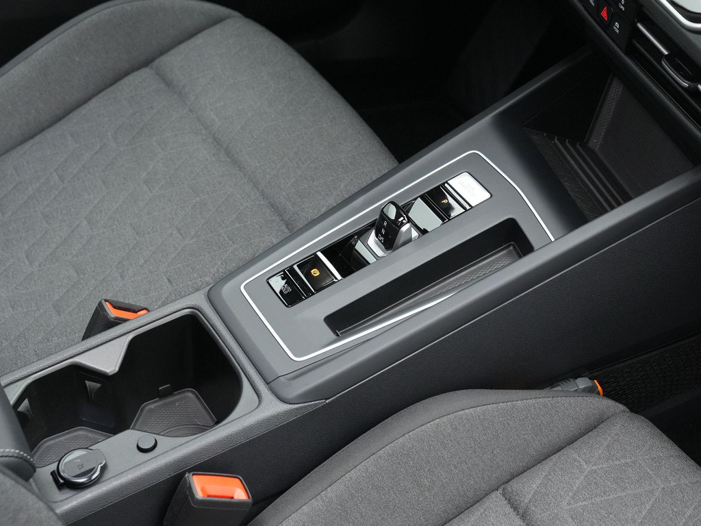 Volkswagen Golf (HXP62X) met abonnement