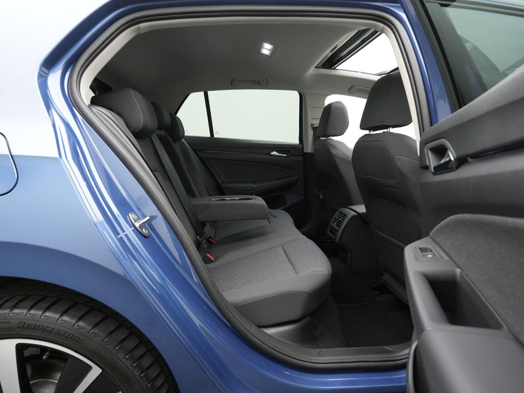 Volkswagen Golf (HXP62X) met abonnement