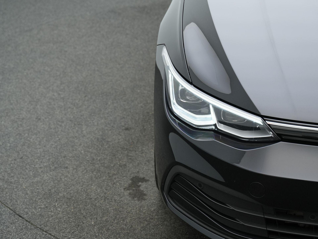 Volkswagen Golf (JTV63P) met abonnement