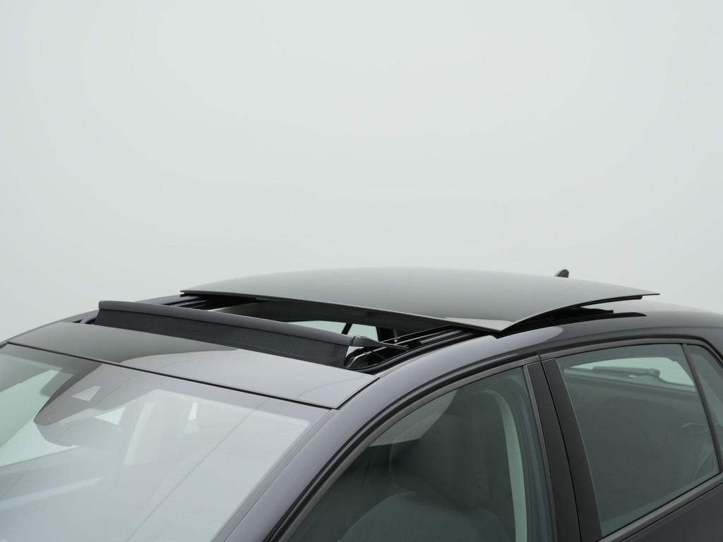 Volkswagen Golf (JTV63P) met abonnement