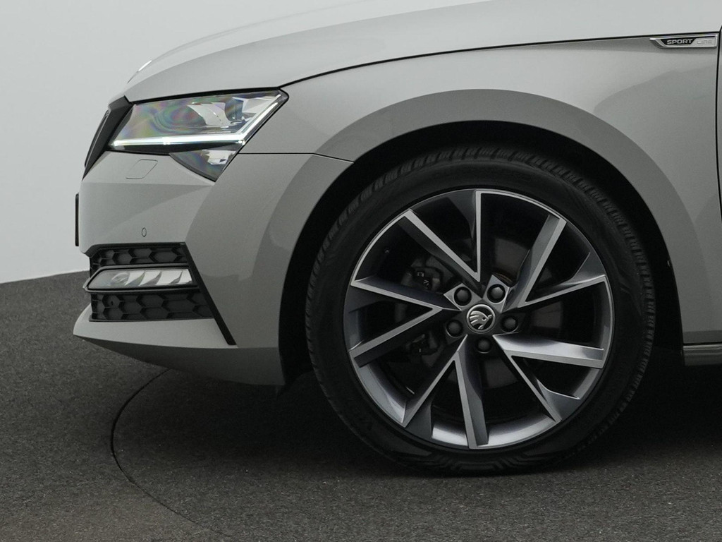 ŠKODA Superb (X205PL) met abonnement