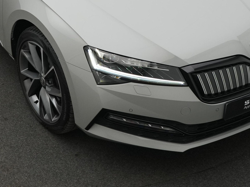 ŠKODA Superb (X205PL) met abonnement