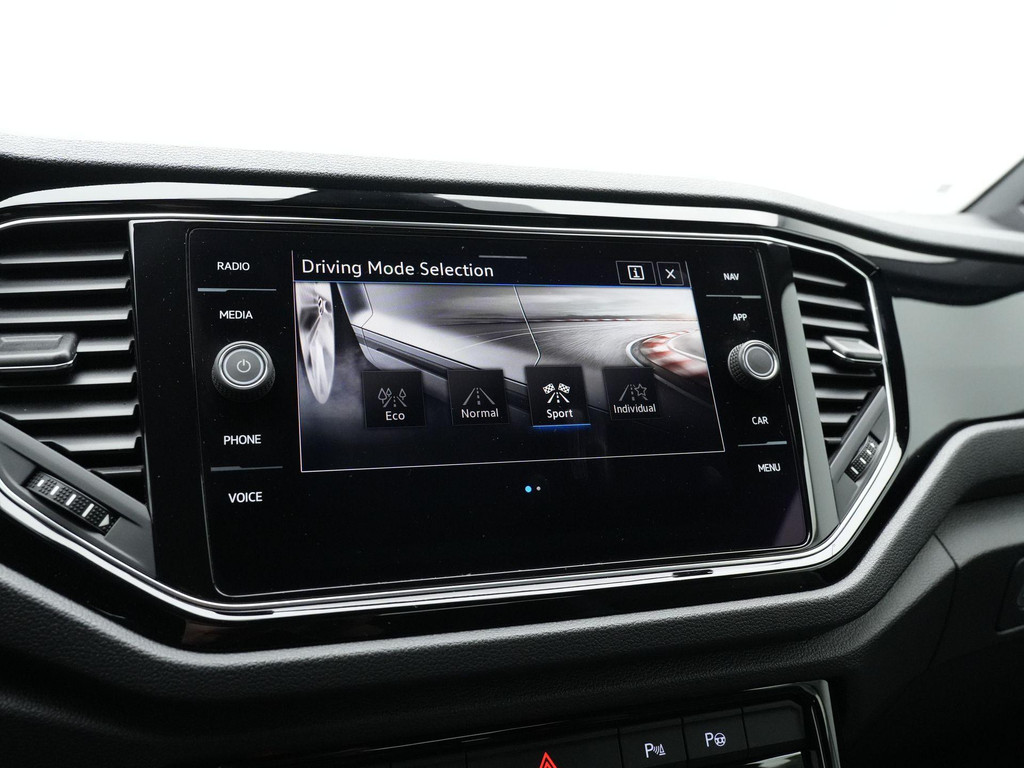 Volkswagen T-Roc Cabrio (KDJ67G) met abonnement