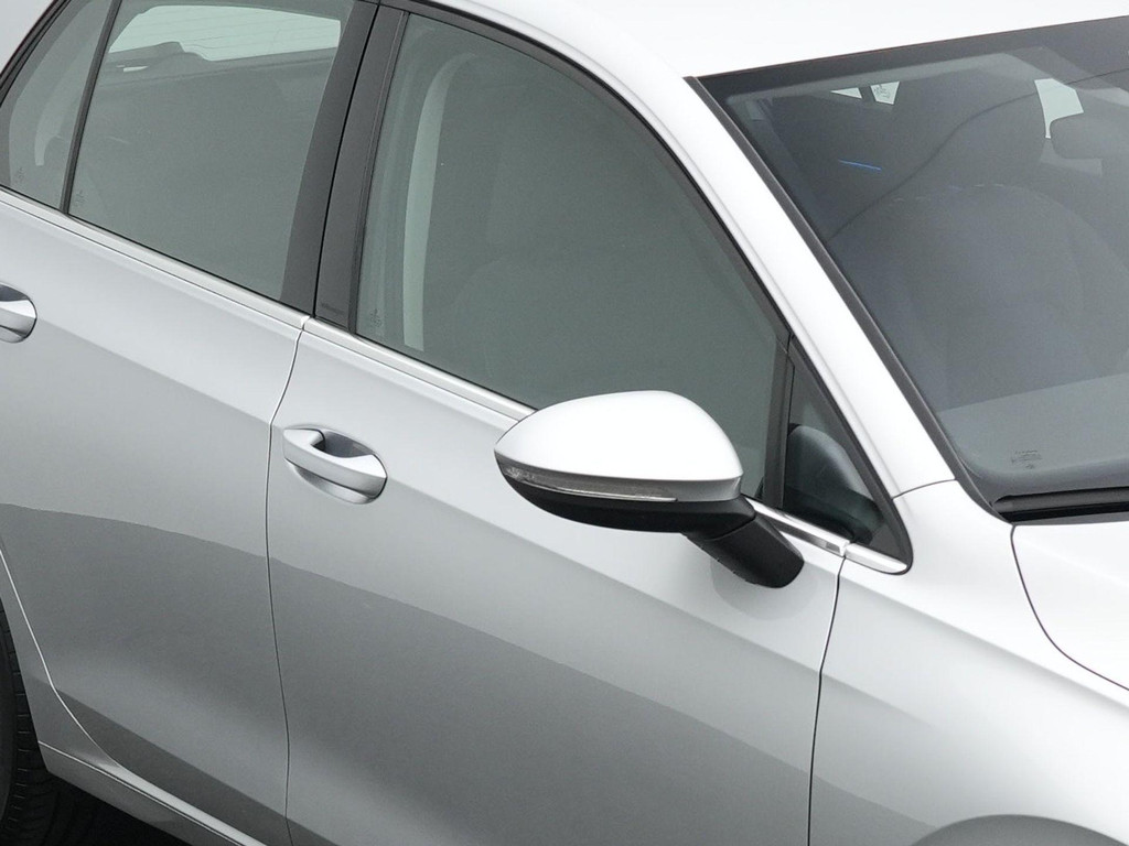 Volkswagen Golf (KJV26X) met abonnement