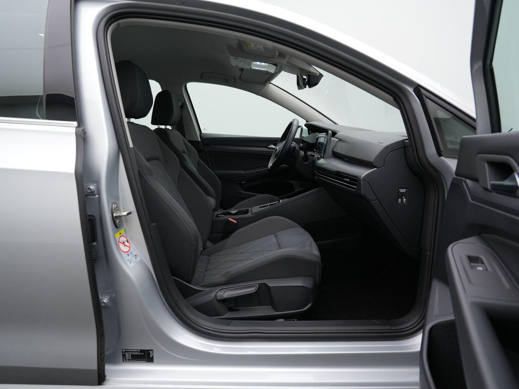 Volkswagen Golf (KJV26X) met abonnement