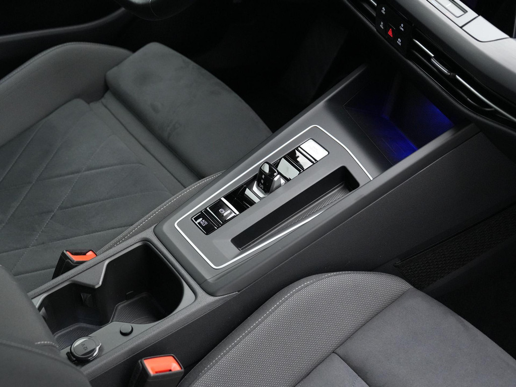 Volkswagen Golf (KJV26X) met abonnement