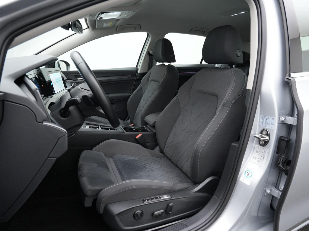 Volkswagen Golf (KJV26X) met abonnement