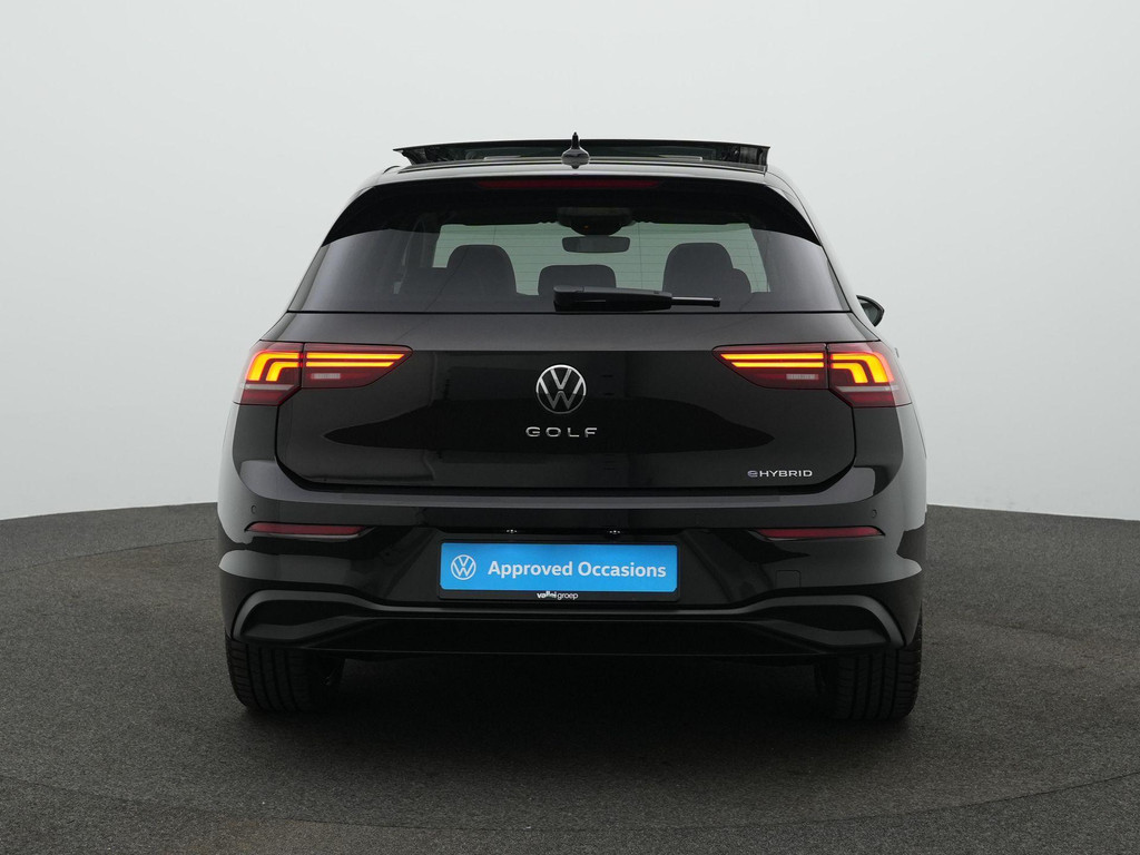 Volkswagen Golf (HZB77H) met abonnement