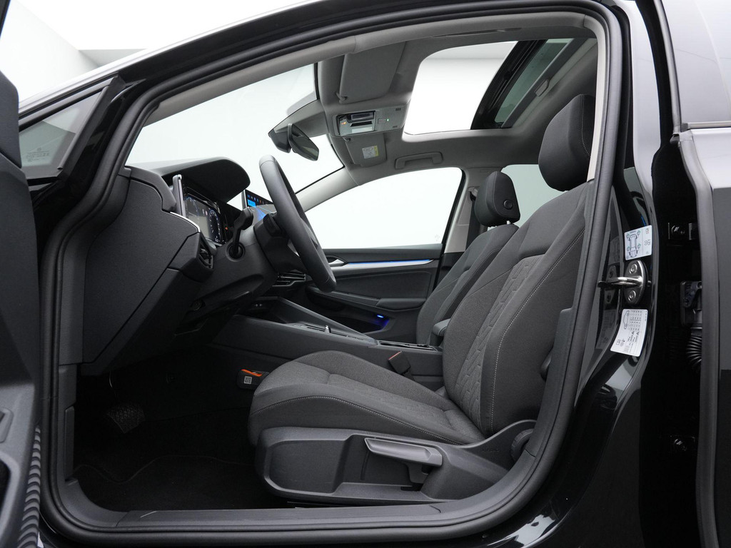 Volkswagen Golf (HZB77H) met abonnement