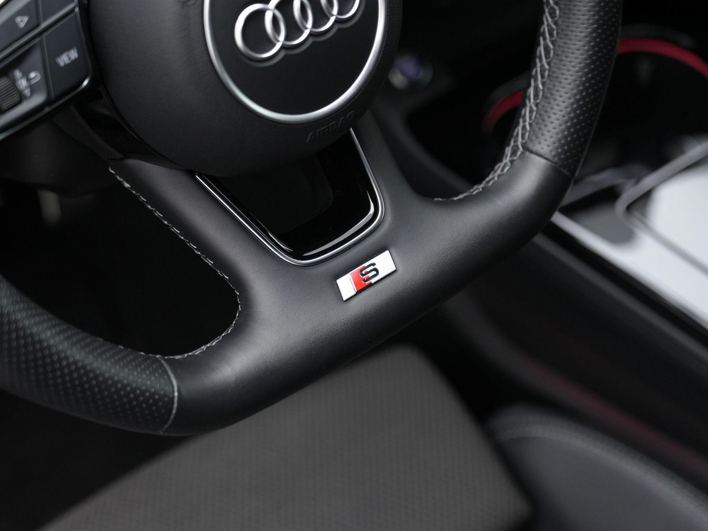Audi A4 (P265FS) met abonnement