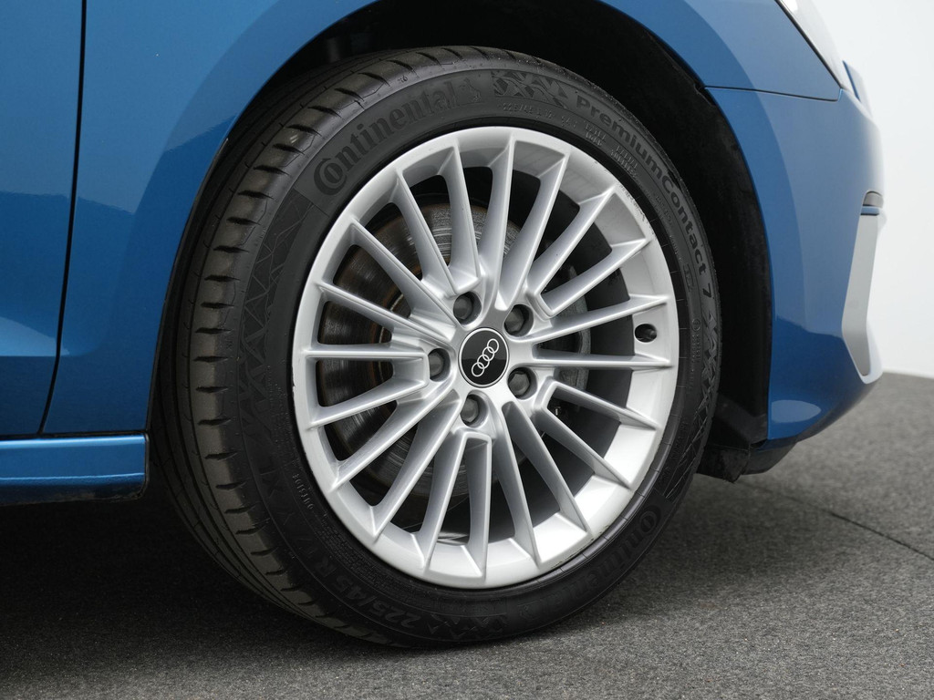 Audi A3 (L517JK) met abonnement