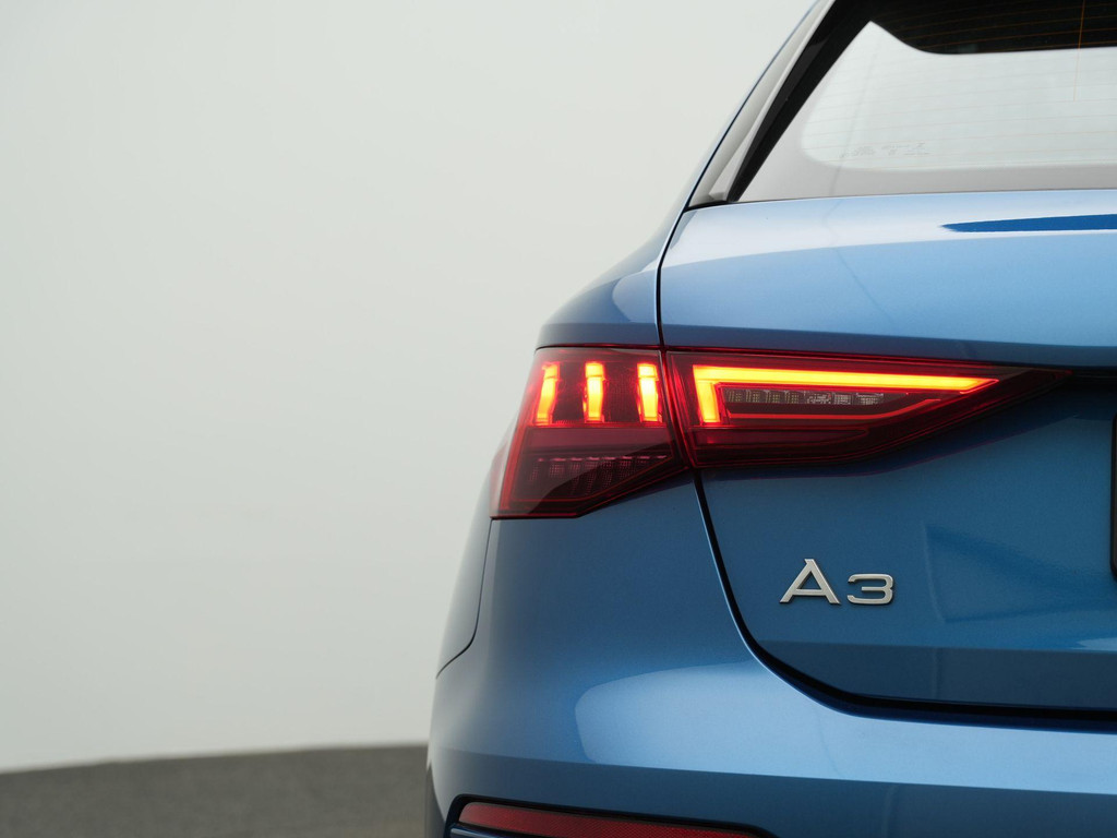 Audi A3 (L517JK) met abonnement