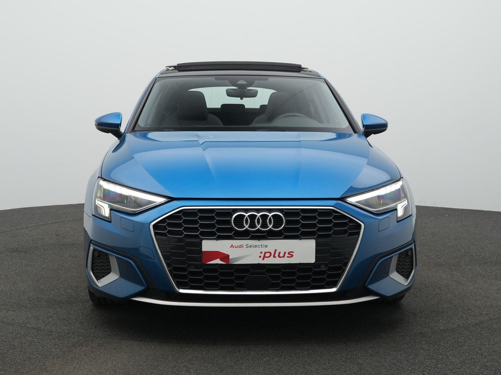Audi A3 (L517JK) met abonnement